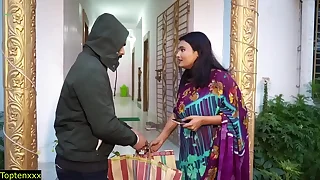 coming car driver fucks beautiful coming Bhabhi! With Clear Audio